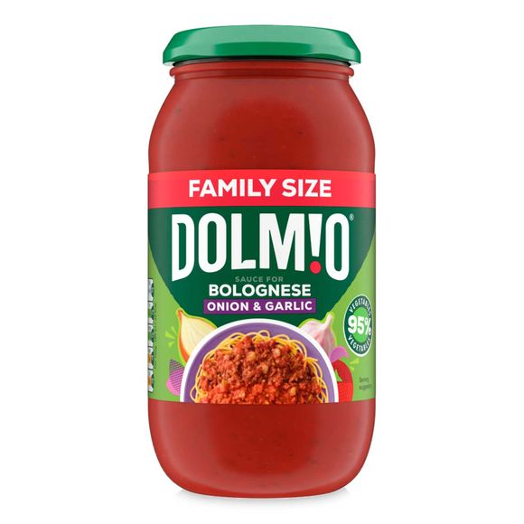 Dolmio Bolognese Onion And Garlic Pasta Sauce 750g